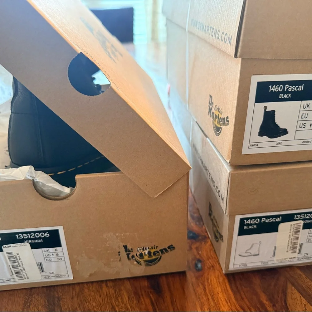 Dr. Martens womens 1460 Pascal Bex Pisa Leather Lace Up Boots - Picture 8 of 8